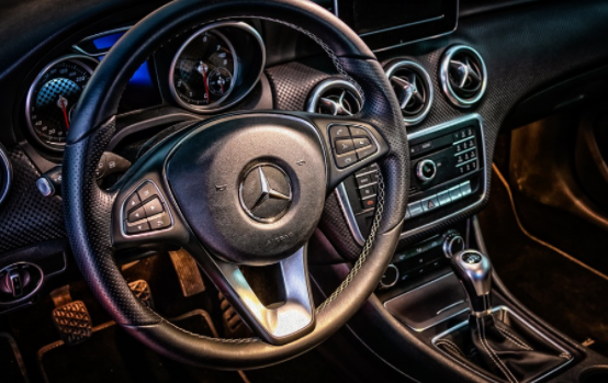 Mercedes c-class: