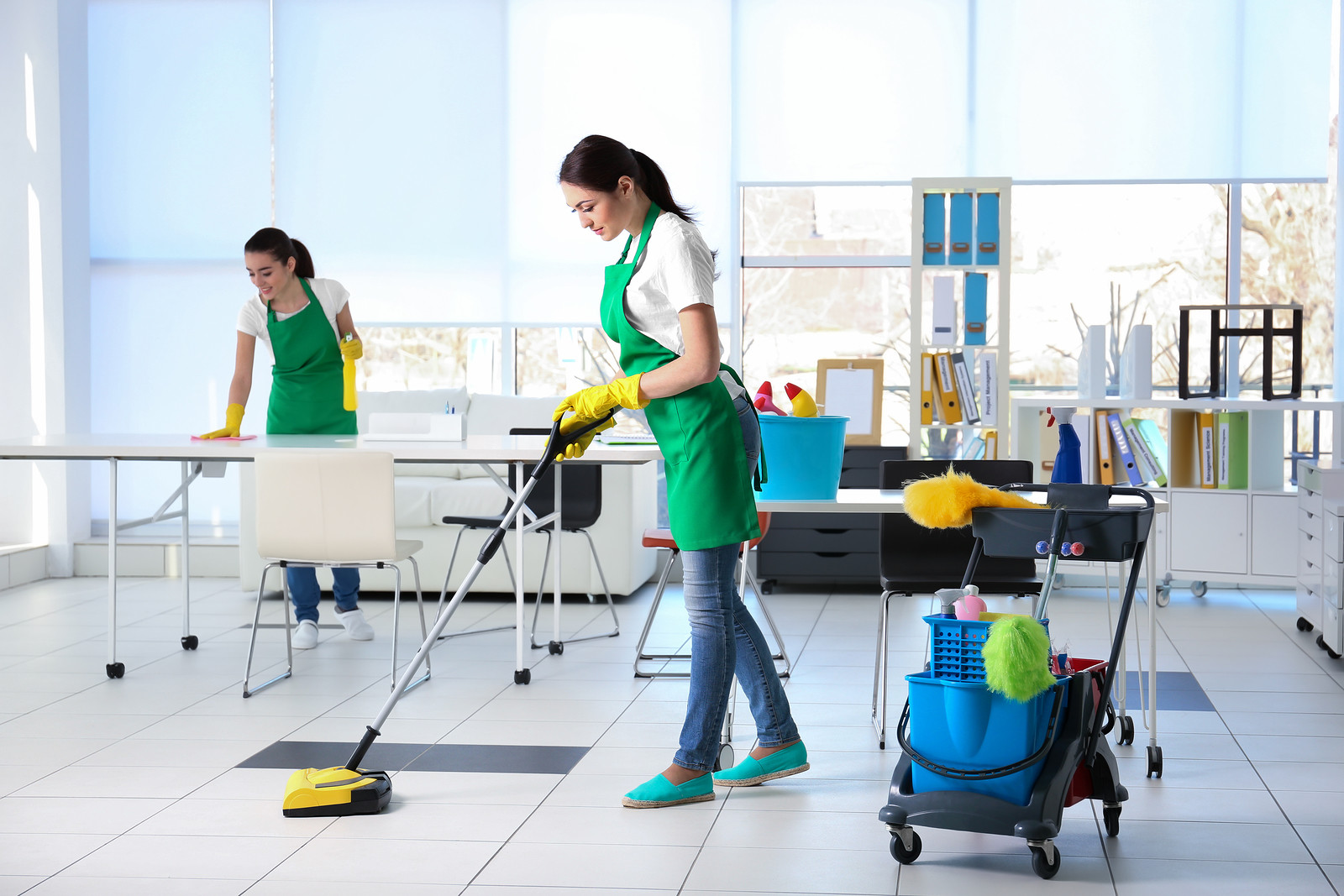 What Are the Benefits of Hiring Professional Cleaning Services?