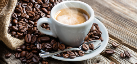 Health Benefits and Risks of Coffee