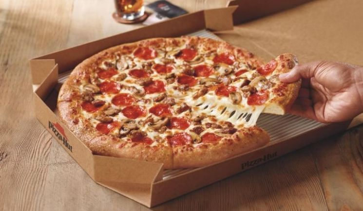 Why Should You Consider Certain Facts Before Ordering Pizza Boxes Wholesale?