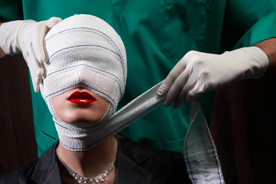 Going under a knife is not painful always, Enhance your Looks with Cosmetic Surgery