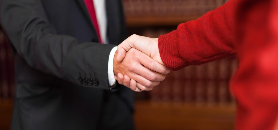 7 Tips for Hiring the Right Commercial Dispute Lawyer
